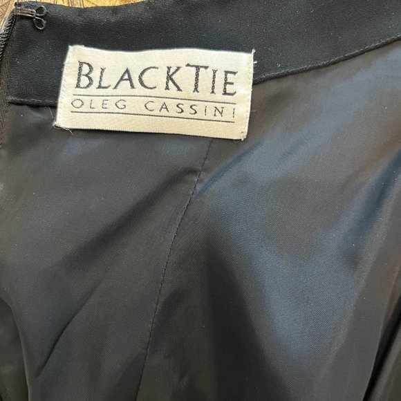 Oleg Cassini Black Backless Dress - Picture 4 of 7